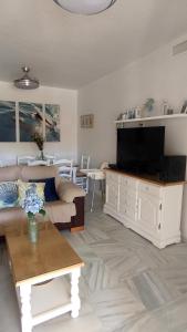 Fotografia z galérie ubytovania VFT Apartamento "El Mar de Cádiz", en Primera Linea con parking v destinácii Costa Ballena + 33 fotografií
