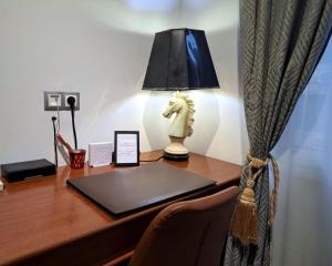 Kép Royal Blue Grand Suite No 3 szállásáról Pireuszban a galériában