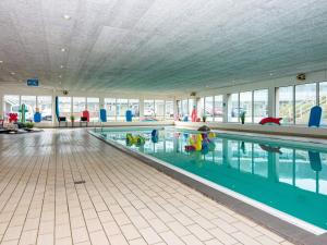 Bazén v ubytování Apartment Ringkøbing XIII nebo v jeho okolí
