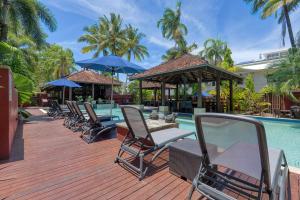 Piscina de la sau aproape de Poolside Villa - Hibiscus 40b