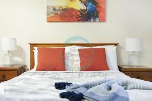 Photo de la galerie de l'établissement ZEN FORESHORE Cozy 2-BR, 2-BA Holiday Home + Pool, à Nightcliff 18 autres photos