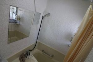 Ванная комната в COCO Nakameguro 202
