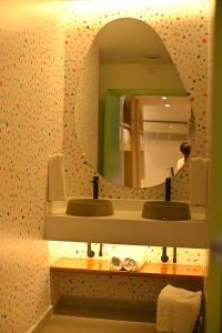 Phòng tắm tại Hotel Nomadic Design