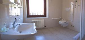 Koupelna v ubytování B&B Casa Zeni