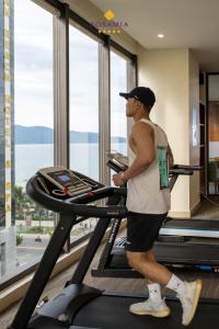 Fitness centrum a/nebo fitness zařízení v ubytování Rosamia Da Nang Hotel
