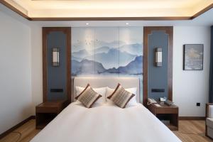 Gallery image of S&N Xuanting Hotel Pengze in Pengze