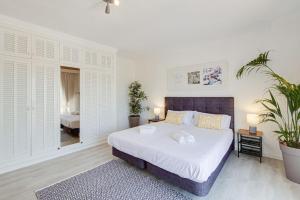 Fotografie z fotogalerie ubytování Moderne Villa, Pool+Meerblick,schnelles Wifi,Klima v destinaci Calas de Mallorca