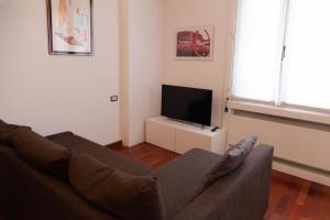 A television and/or entertainment centre at I Cigni