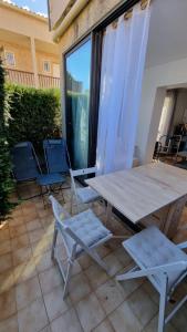 Balkón alebo terasa v ubytovaní Studio avec terrasse à Sanary