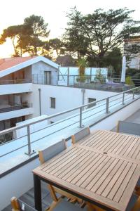 Balkón alebo terasa v ubytovaní Appartement T3 à 5 minutes du port et de la plage 37