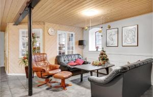Χώρος καθιστικού στο Nice Apartment In Esbjerg V With Wifi