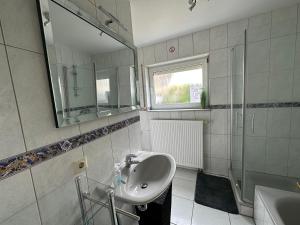 Bilik mandi di Palminas FeWo Diefflen +25 gambar