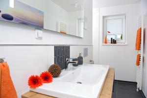 Fotografie z fotogalerie ubytování 5 Sterne FeWo Allgäuer Alm mit Schwimmbad und Sauna v destinaci Oberstaufen