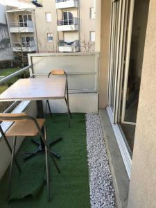 Fotografia z galérie ubytovania bel appartement meublé à neuf avec terrasse v destinácii Chalon-sur-Saône