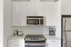 Kuchyň nebo kuchyňský kout v ubytování Cambridgeport 1BR w WD near MIT BOS-735 + 16 fotografií