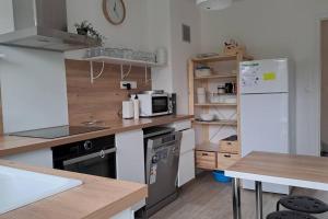 Kuchyňa alebo kuchynka v ubytovaní Entre Nausicaa et Wimereux + 4 fotografie