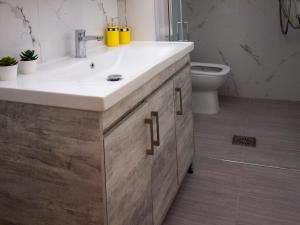 A bathroom at Charming apartment in Halepa!