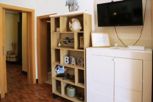 TV a/nebo společenská místnost v ubytování Apartamento Tajillos CyB