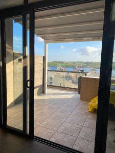 Balkón nebo terasa v ubytování SEAVIEW Marsascala Apartment