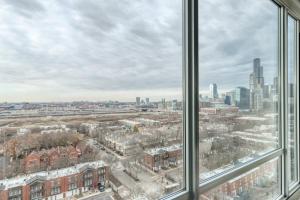 Gallery image of S Loop 1BR w Roof Gym Lounge 1 block to L CHI-444 in Chicago