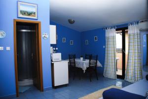 Kuchyň nebo kuchyňský kout v ubytování Apartments Bardak