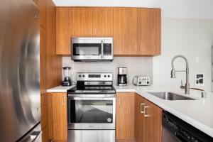 Gallery image of Redondo Beach 1BR w Pool Gym nr Beach LAX-396 in Redondo Beach +22 photos