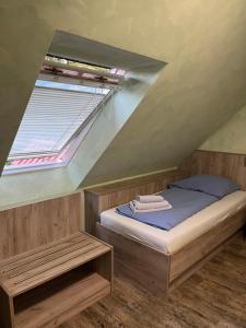 Ein Bett oder Betten in einem Zimmer der Unterkunft Hotel MyLord