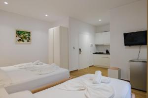 Gallery image of Vila Jon'a in Sarandë +89 photos