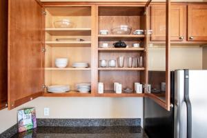 Imagen de la galería de Fremont 2BR w WD Pool nr Lake Shops SFO-359, en Fremont