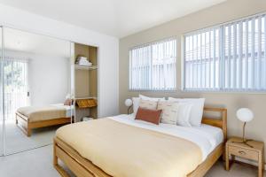 Imagen de la galería de Fremont 2BR w WD Pool nr Lake Shops SFO-359, en Fremont 11 fotos más