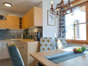 Kuchyň nebo kuchyňský kout v ubytování Beslerblick