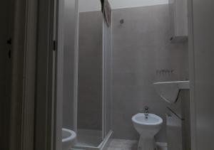 A bathroom at Villa Marisole