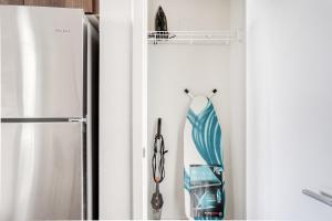 Santana Row Studio w Pool Gym 10 min to Google SFO-815的厨房或小厨房