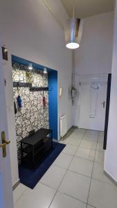 Kúpeľňa v ubytovaní FreeParking - Great Synagogue Apartment, 2 bedroom, 5 people ,WiFi, AC