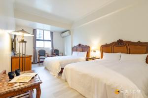 Postel nebo postele na pokoji v ubytování Spring Hotel + 15 fotografií