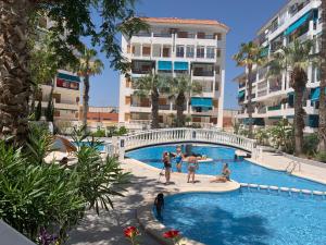 The swimming pool at or close to Apartament La Mata "FELIZ"