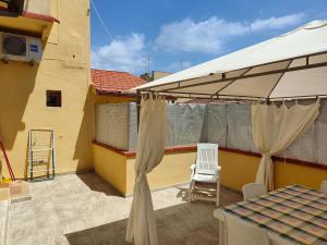 A balcony or terrace at Residence Hotel Vittoria