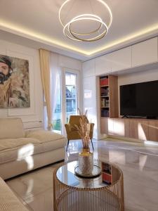 Μια τηλεόραση ή/και κέντρο ψυχαγωγίας στο Villa with Pool & Garden apartment 2 Vuk +47 φωτογραφίες