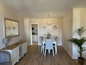 Η κουζίνα ή μικρή κουζίνα στο La Quinta Paradise