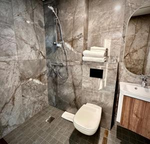 Koupelna v ubytování Tõrva Veemõnula Spaahotell