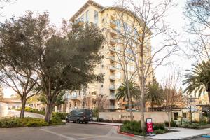 a van parked in front of a building at Mountain View 2BR w Gym Lounge nr Highways SFO-1080 in Los Altos