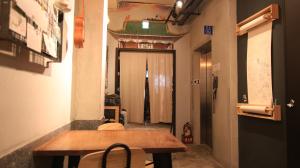 Cucina o angolo cottura di DONGMEN 3 Hostel
