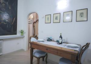 Zdjęcie z galerii obiektu Apartments Florence Parione we Florencji +8 zdjęć
