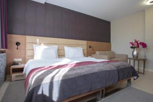 Ліжко або ліжка в номері Hotel Srbija Garden-FREE PARKING