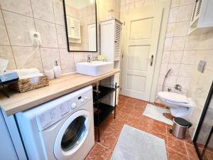 Koupelna v ubytování Elegant apartment in Kosice + 5 fotografií