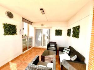 Posedenie v ubytovaní ISLAMAR lll 19-B Poniente Beach