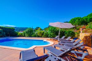 The swimming pool at or close to Club Villamar - Stralitzia