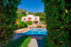 The swimming pool at or close to Club Villamar - Stralitzia