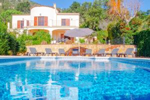 The swimming pool at or close to Club Villamar - Stralitzia