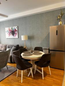 Fotografie z fotogalerie ubytování Real Apartment Banovci v destinaci Novi Banovci